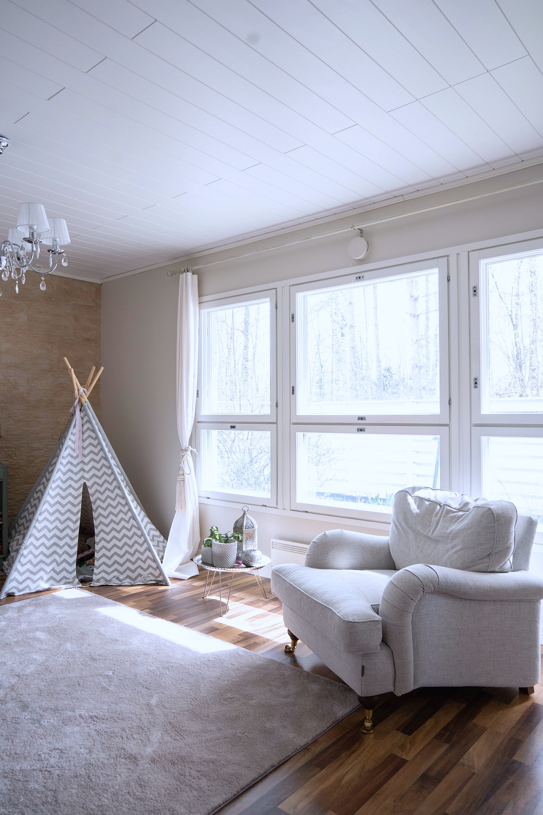 Myynti-ilmoitus, 3h+kt+sauna, 77m2